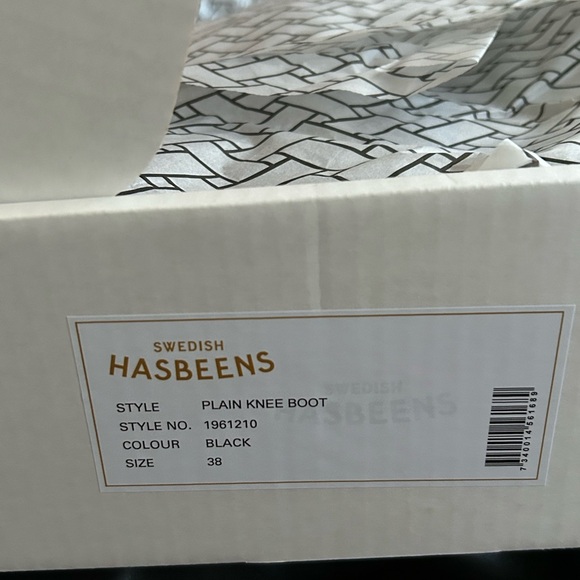 Swedish Hasbeens Black Heeled Boots NIB - Picture 2 of 9